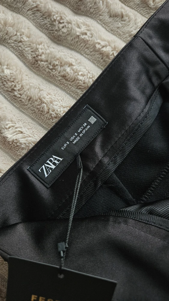 Zara Black Dress Pants - Size S - photo 3