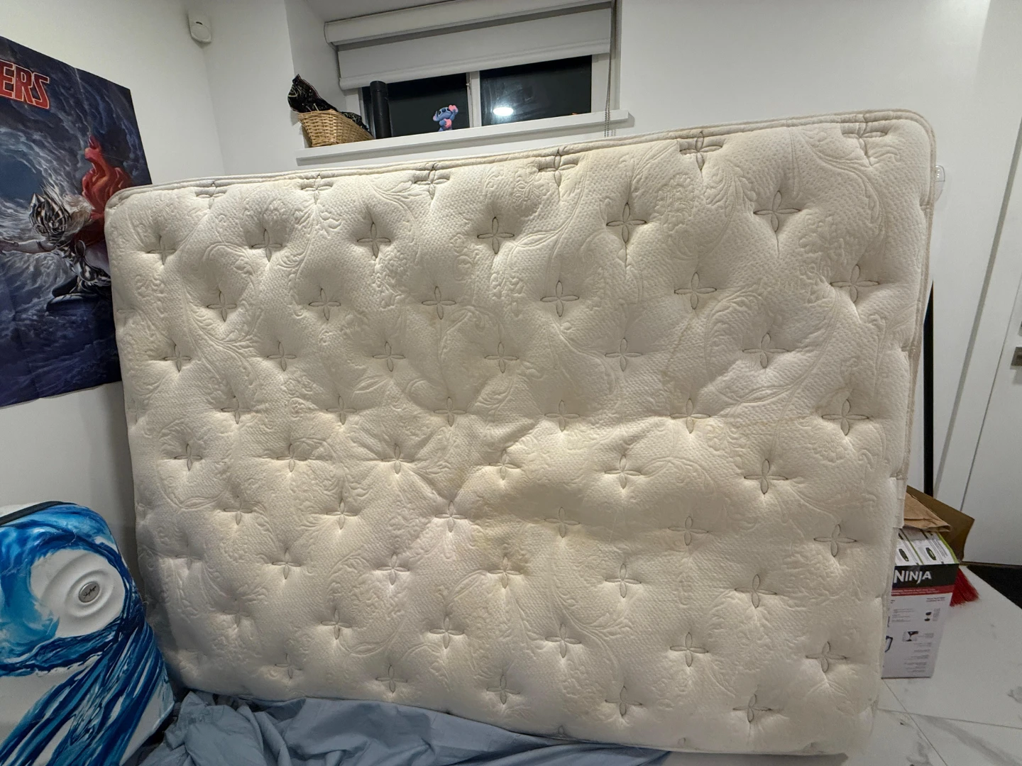 Free Queen Mattress - photo 2
