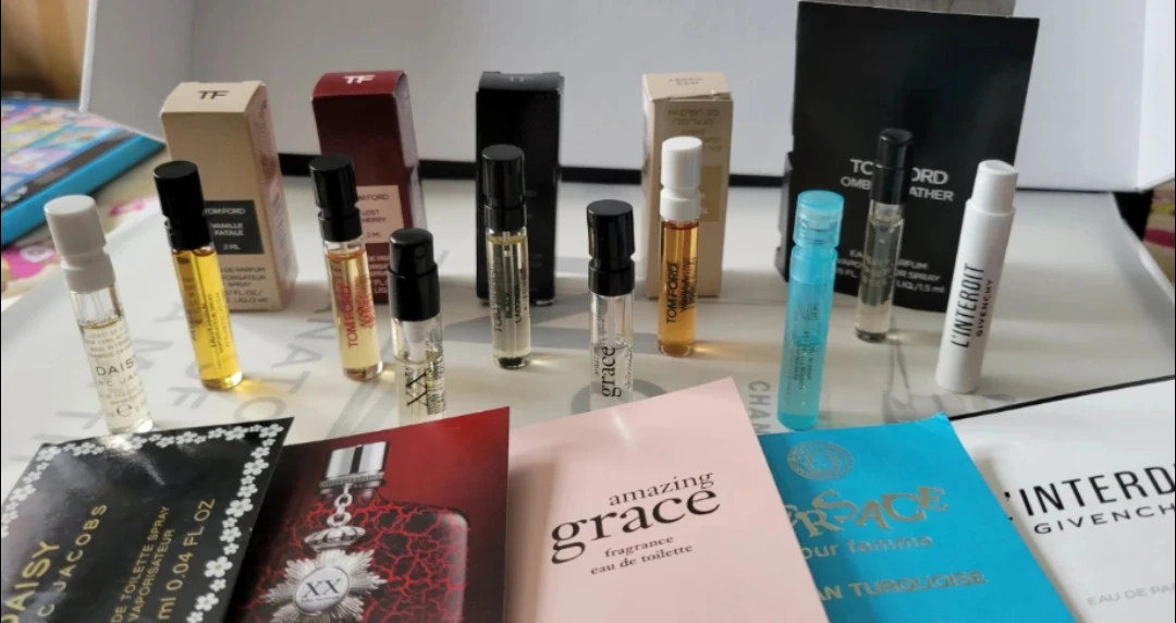Variety of Fragrance Sample Vials - Tom Ford, Versace, More!
