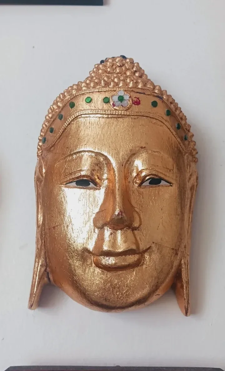 Gorgeous Gold Gilt Buddha Head Wall Decor
