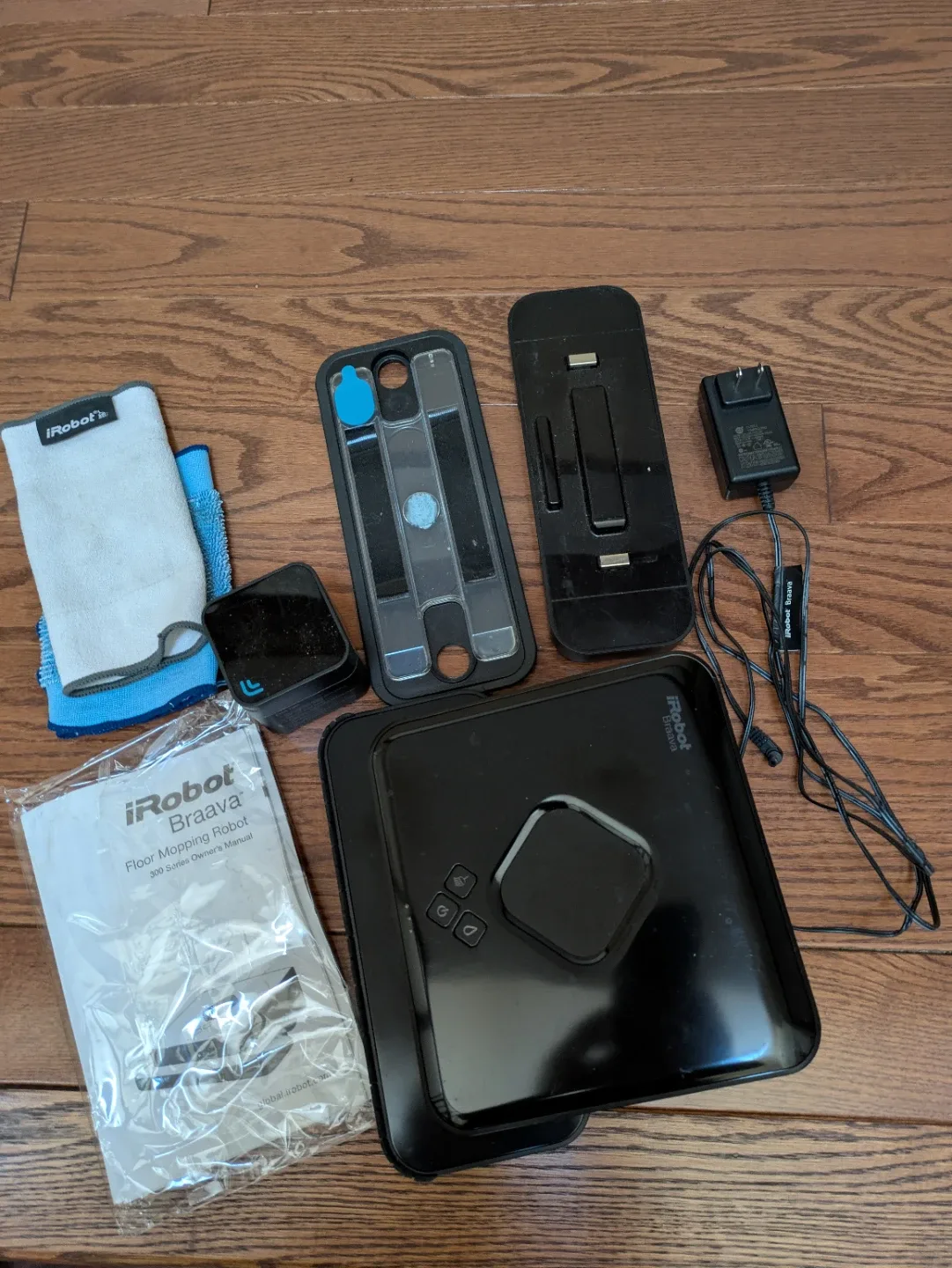 iRobot Braava 300 Series Floor Mopping Robot