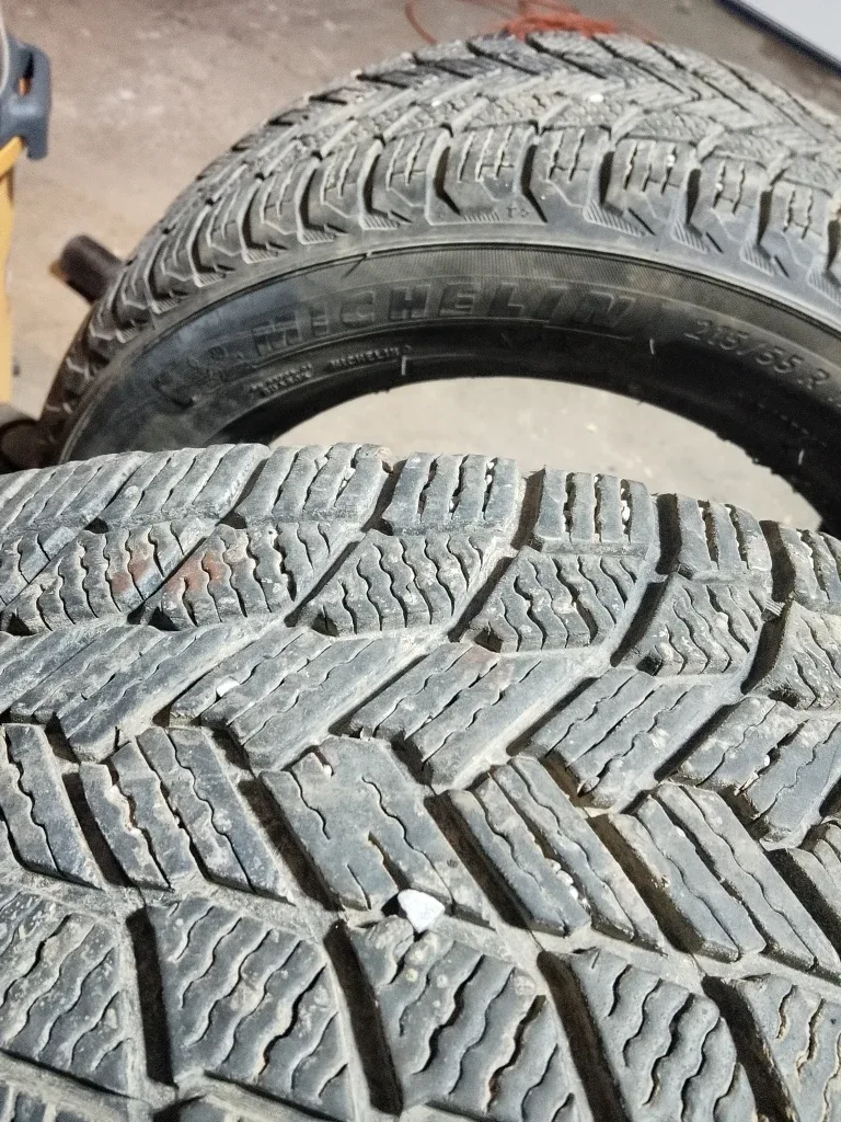 Michelin X-Ice Snow Tires 215/55R17 image indicator(4)