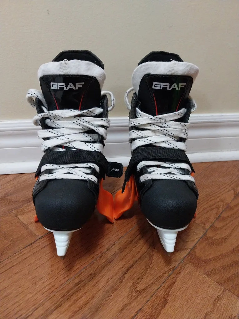 Youth Graf PeakSpeed PK1100 Ice Hockey Skates - Sz 11 image indicator(2)