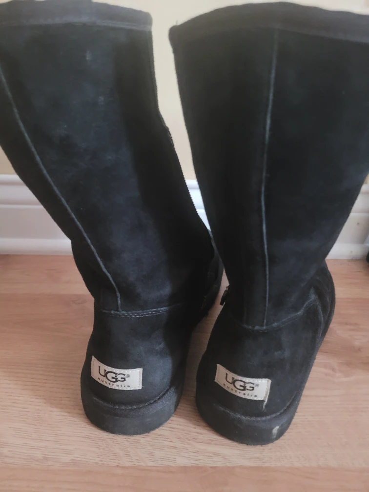Uggs Boots - photo 2
