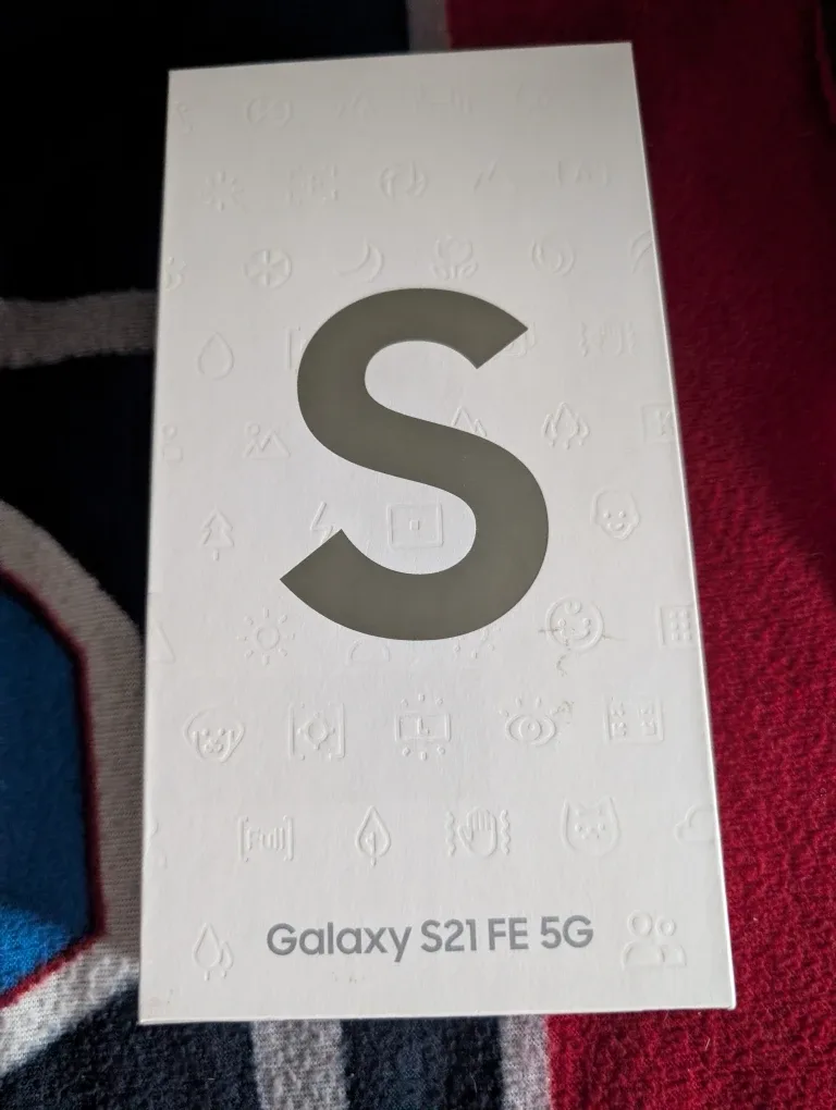 Samsung Galaxy S21 FE 5G - Excellent Condition #Cleanout