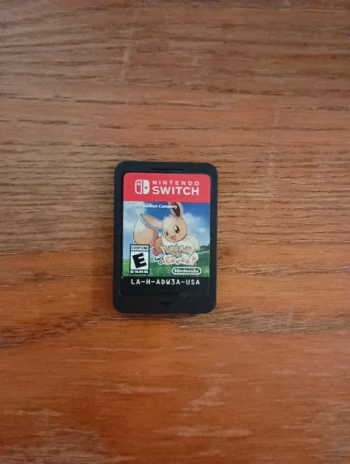 Pokemon Let's Go Eevee! Nintendo Switch Game