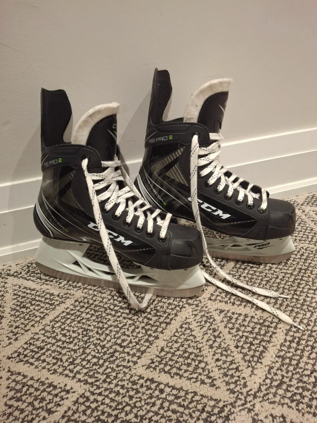 CCM Ribcor Pro 2 Ice Hockey Skates