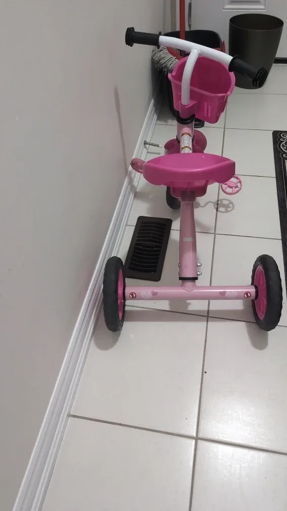 Frozen & Minnie Mouse Kids Trike and Helmet image indicator(2)