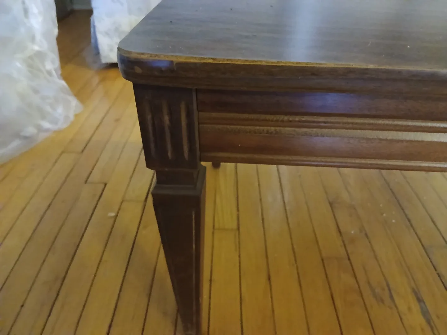 Dark Wood Coffee Table image indicator(3)