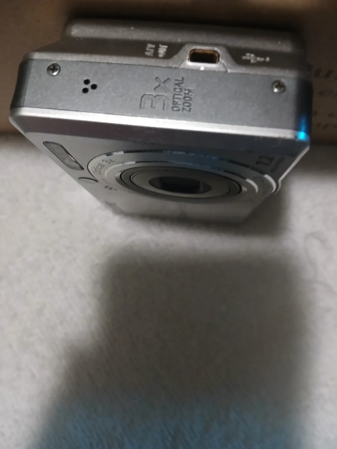 #cleanout Sony Digital Camera with Canon Case image indicator(4)