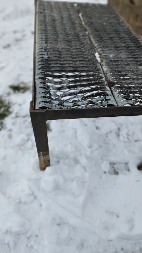Heavy duty metal table 4×2ft - photo 2