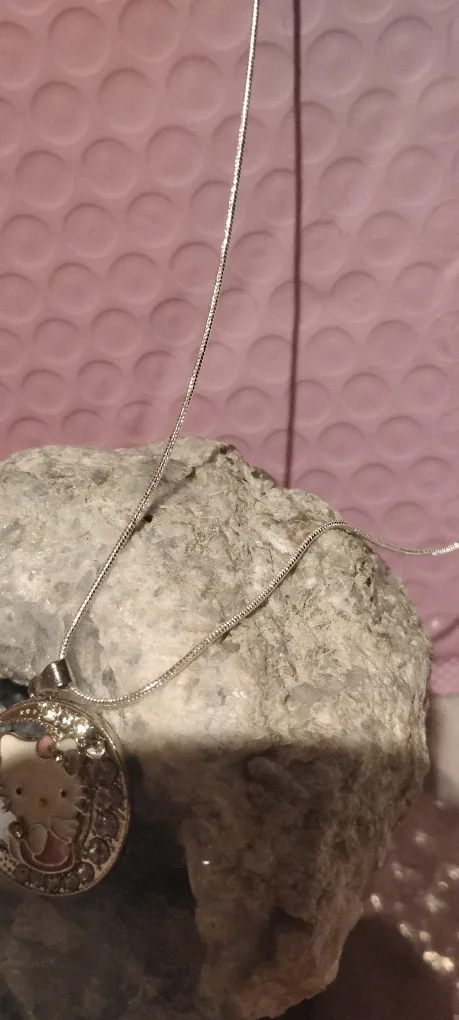 Hello Kitty Moon Pendant Necklace image indicator(3)