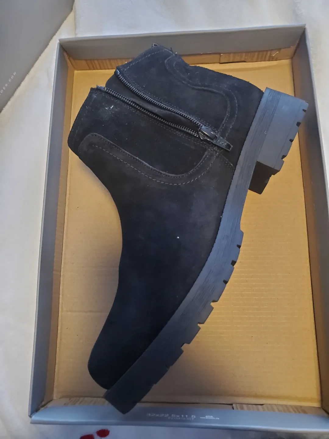 Vionic Aslynn Black Bootie - Size 8.5 Wide Width