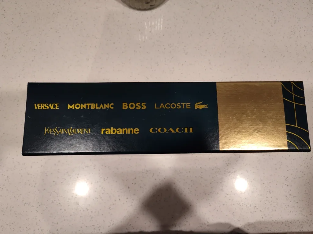 Fragrance Discovery Collection - Shoppers Exclusive image indicator(2)