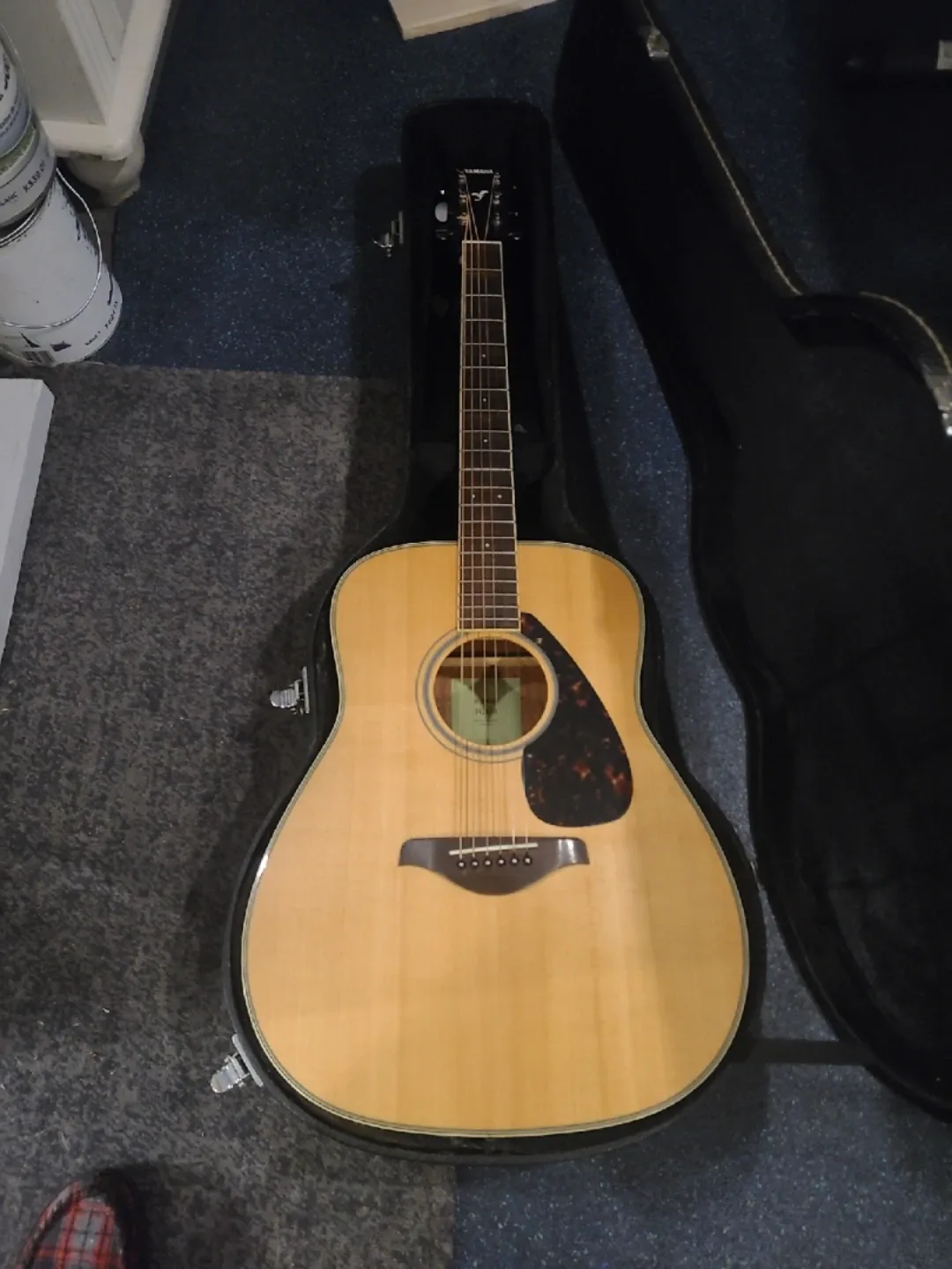 Yamaha FG820 Acoustic Guitar with Case