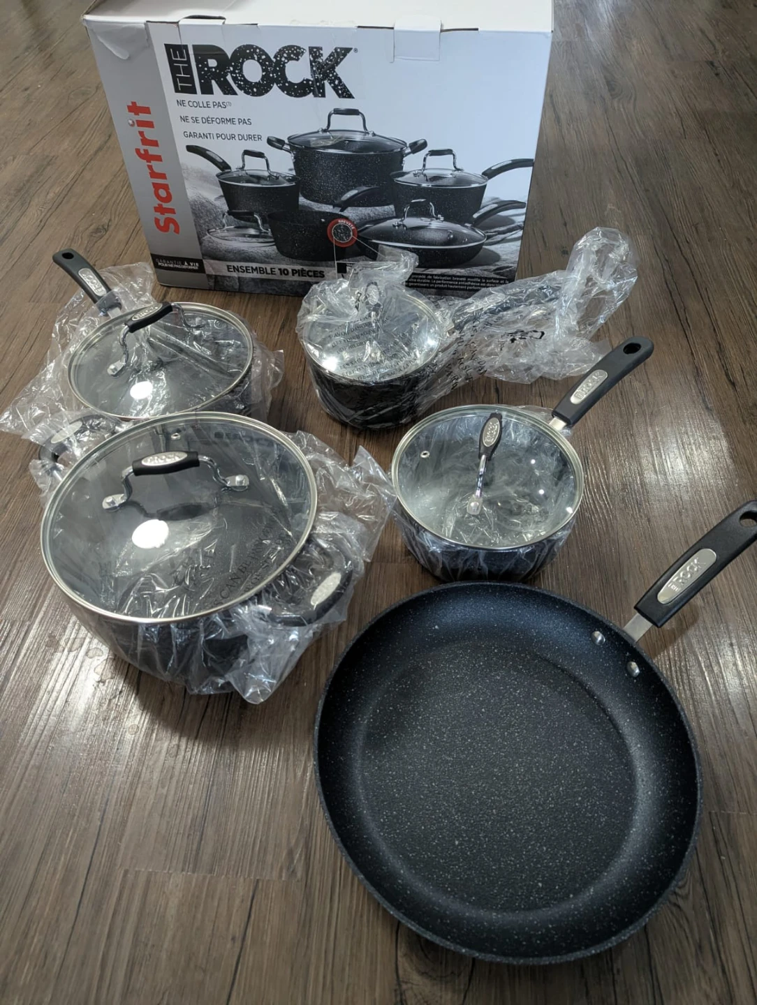 Starfrit The Rock 10-Piece Cookware Set - New!
