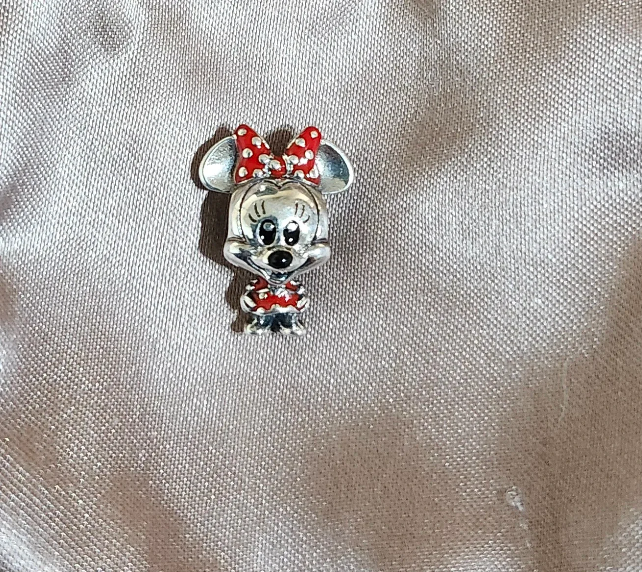 Disney Minnie Mouse Charm