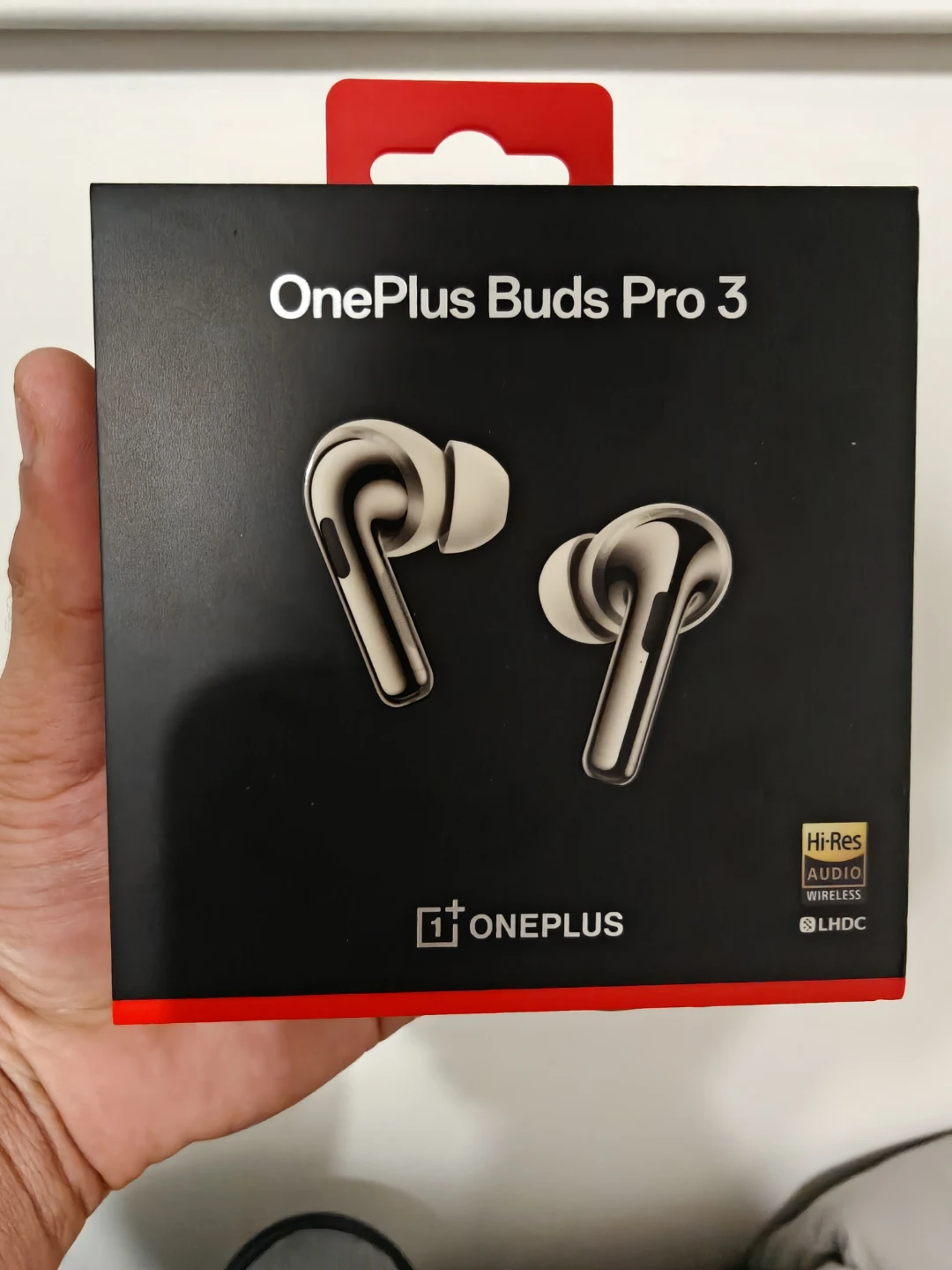 OnePlus Buds Pro 3 - Lunar Radiance - New in Box!