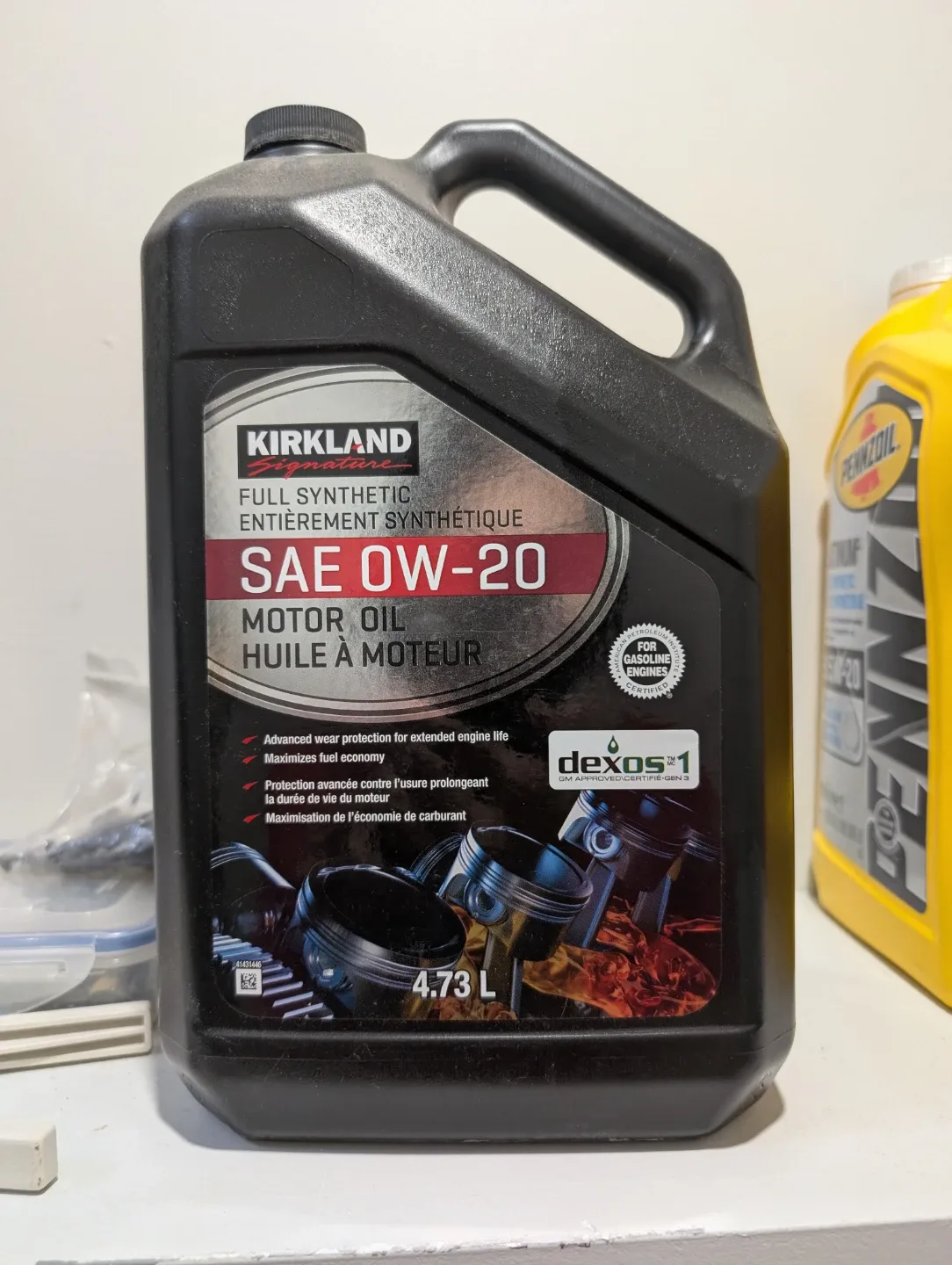 Kirkland Signature SAE 0W-20 Motor Oil - 4.73L