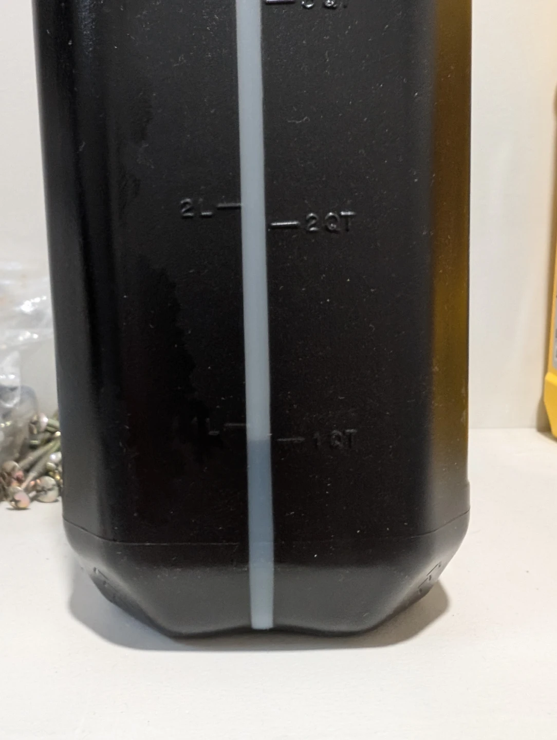 Kirkland Signature SAE 0W-20 Motor Oil - 4.73L - photo 2