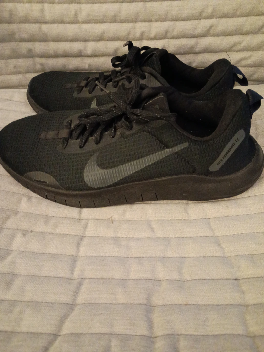Nike Flex Experience RN 11 Black Shoes Size 9 - photo 2
