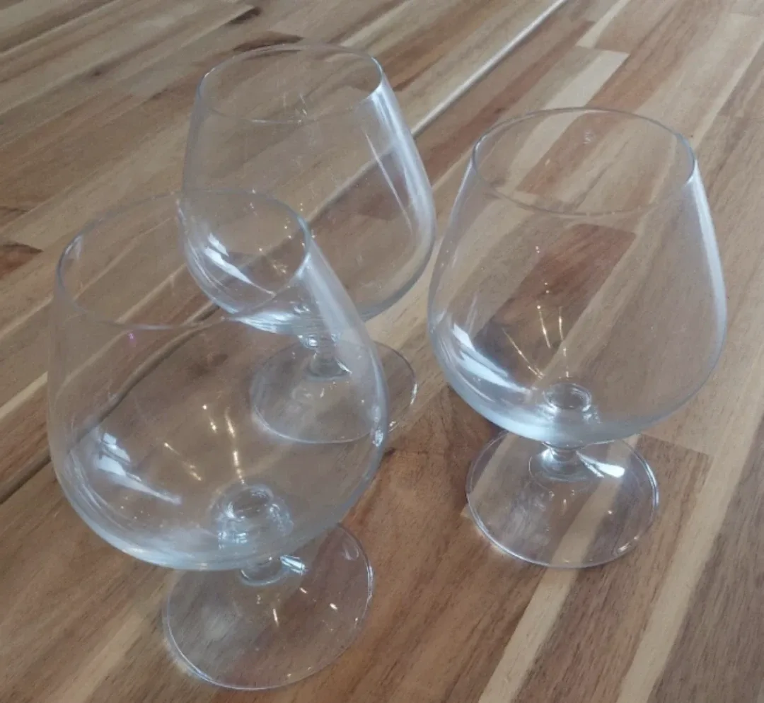 Set of 3 Brandy Glasses image indicator(2)