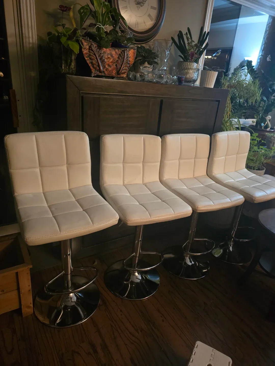 Set of 4 Cream Bar Stools