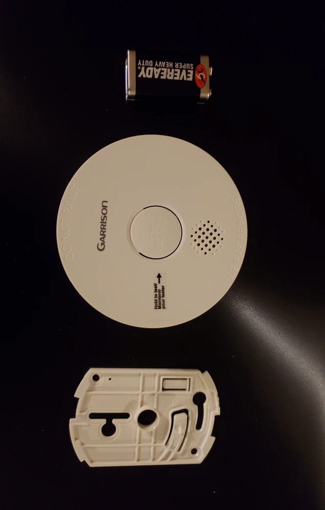 Garrison Smoke Detector with Eveready Battery