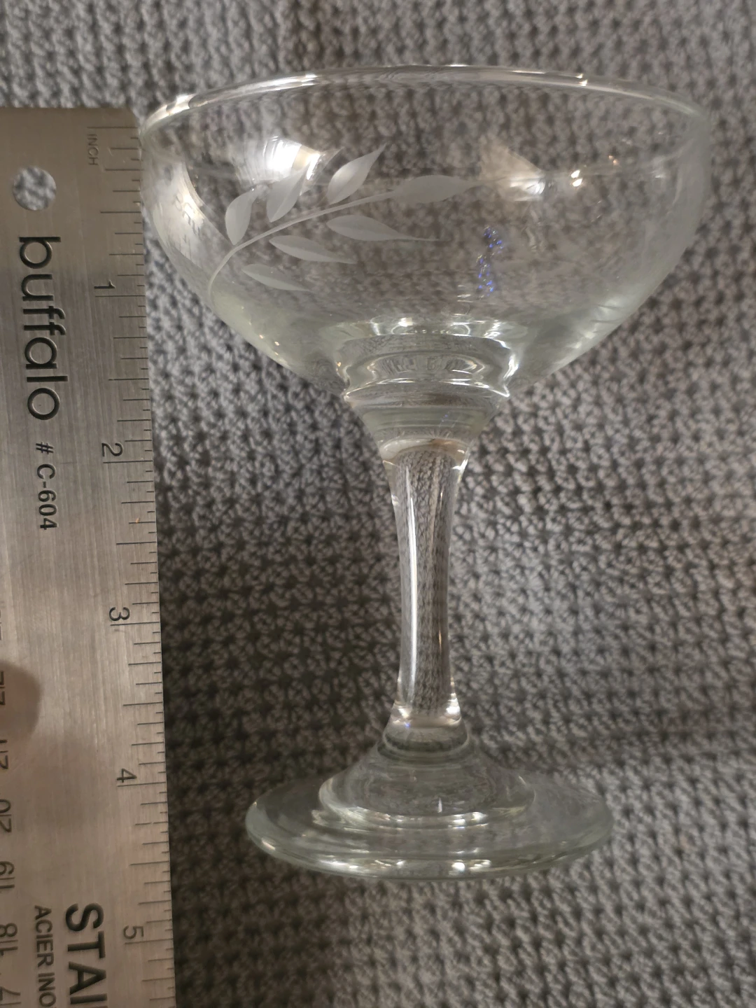Etched Coupe Glasses - Set of 6 - photo 5
