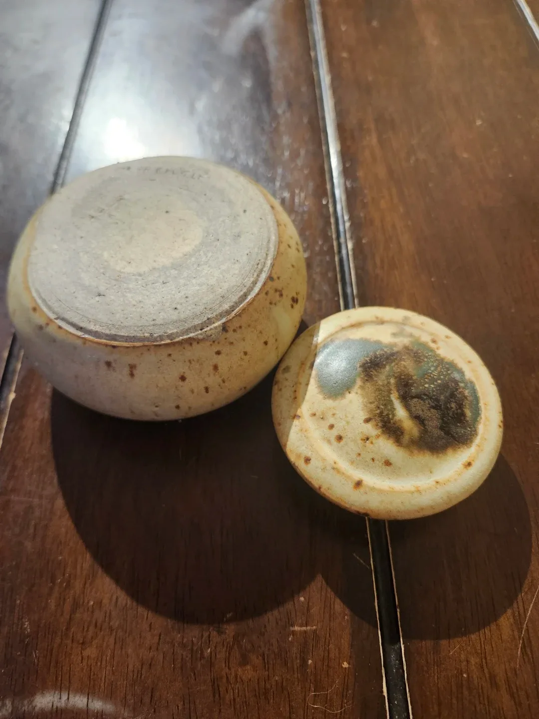 Ceramic Jar with Lid image indicator(9)