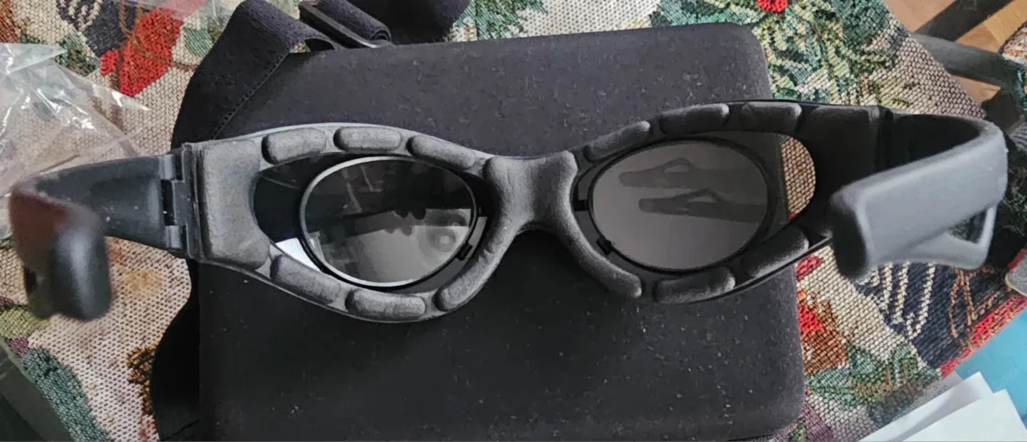 Snow/Riding Goggles w/ Case image indicator(4)