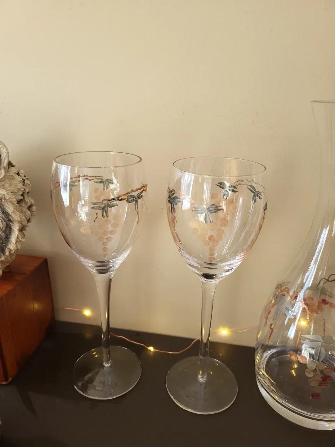 Vintage Wine Glasses and Carafe Set image indicator(4)