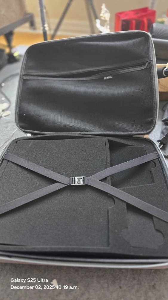 SEOIMU Carrying Case - Like New! - photo 4