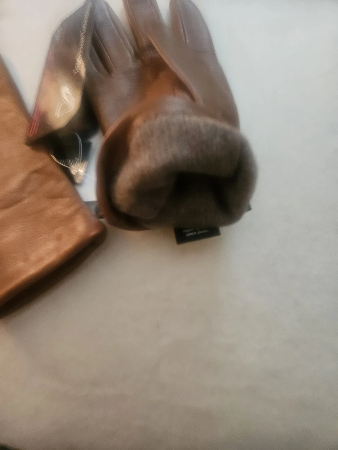 Saks Off Fifth Selene Leather Gloves, Size 7 - photo 3