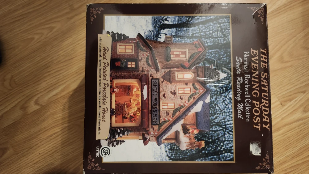 Norman Rockwell Santa's Workshop Porcelain House - photo 2