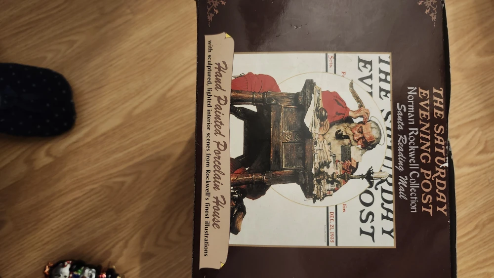 Norman Rockwell Santa's Workshop Porcelain House - photo 3