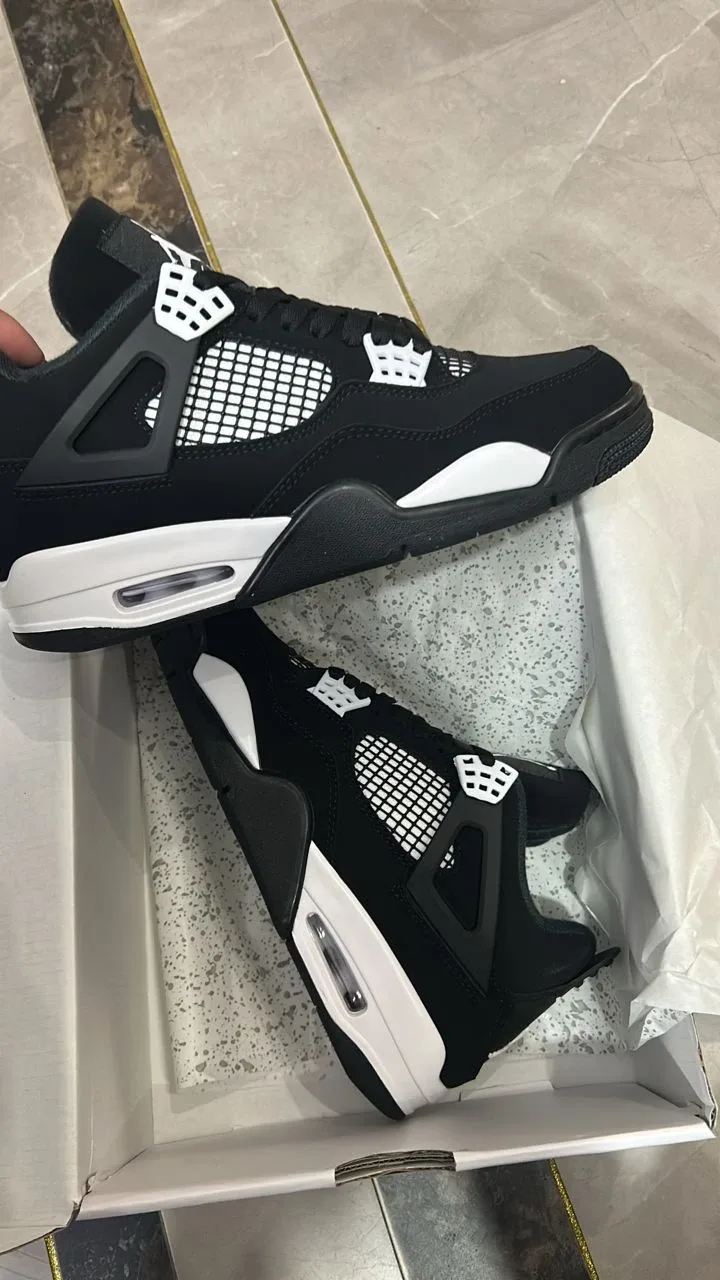 Jordan 4 Retro SE Craft Photon Dust