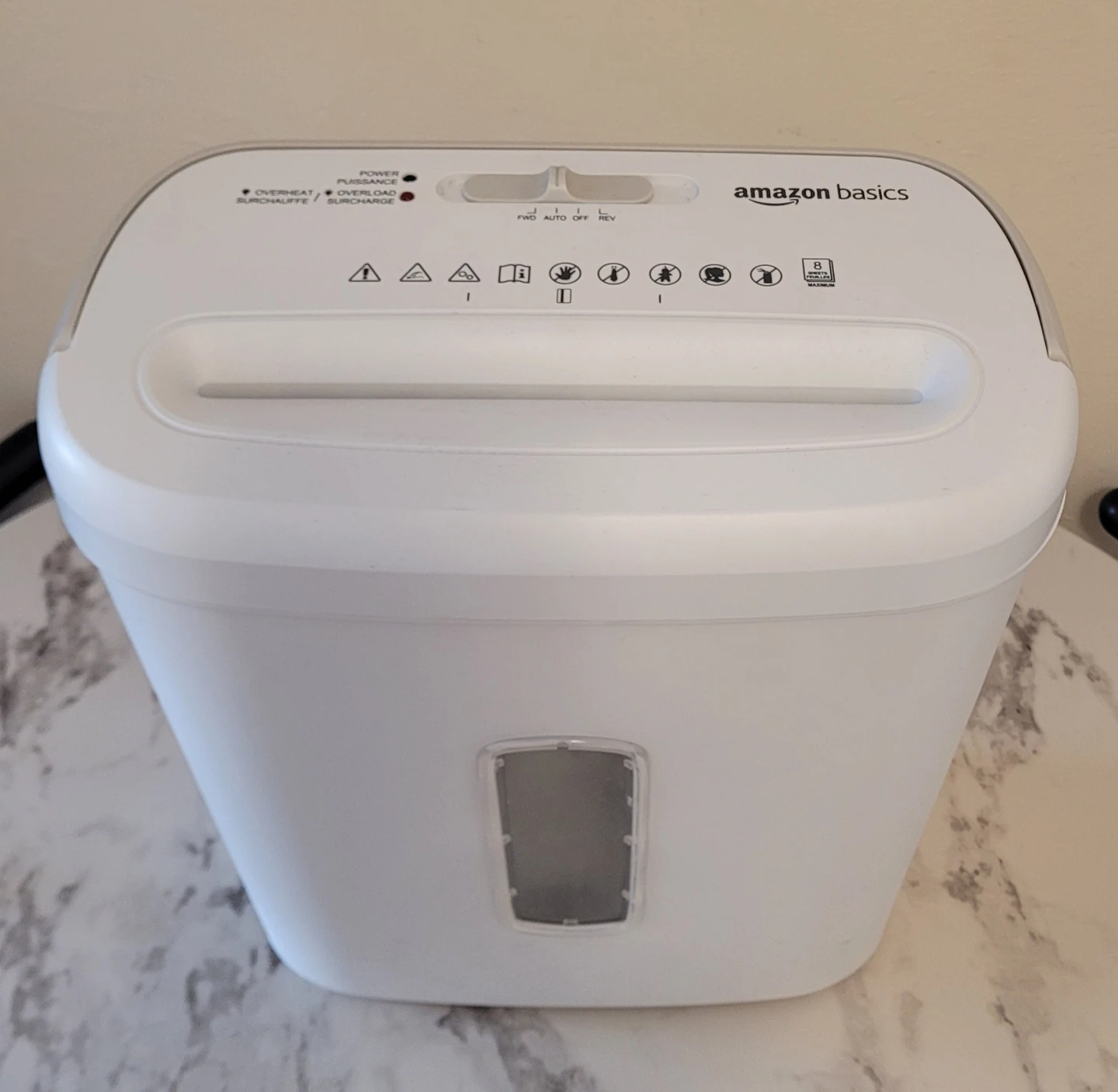 Amazon Basics 8-Sheet Cross-Cut Shredder - photo 2