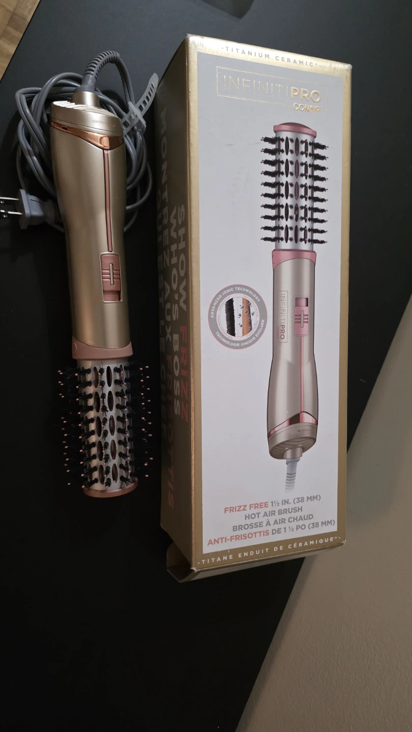 Frizz Free Hot Air Brush - Infinity Pro Conair