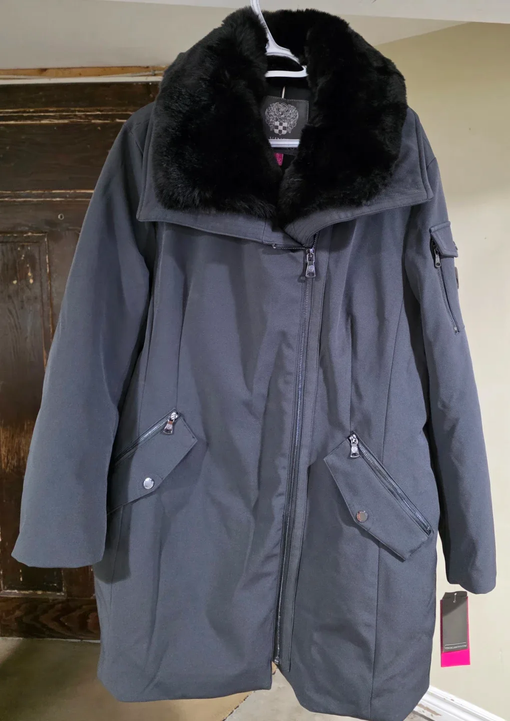 BNWT Vince Camuto Womans XL Down Blend Jacket With Fir Trim