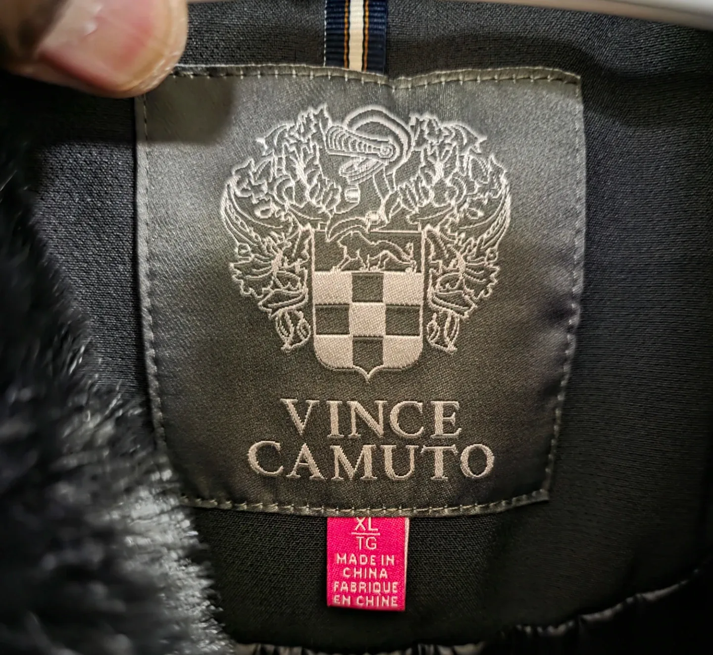 BNWT Vince Camuto Womans XL Down Blend Jacket With Fir Trim image indicator(6)