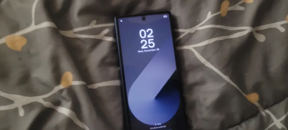Samsung Galaxy z fold 6 image indicator(3)