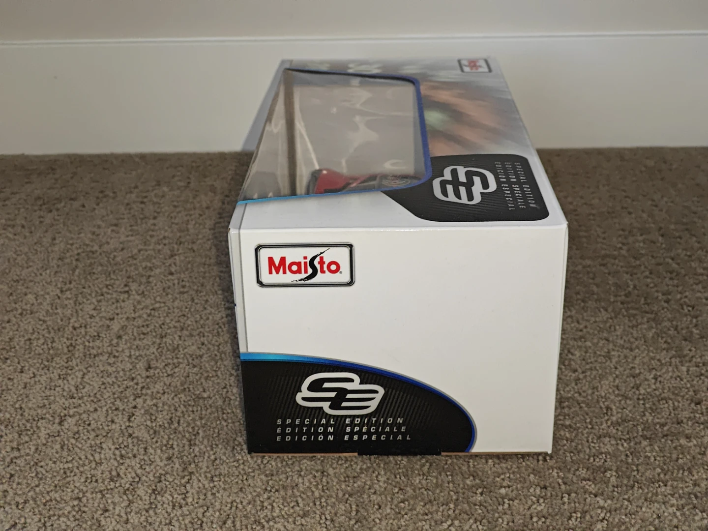 Bugatti Bolide Diecast Maisto Special Edition 1:18 - Model Car - photo 4