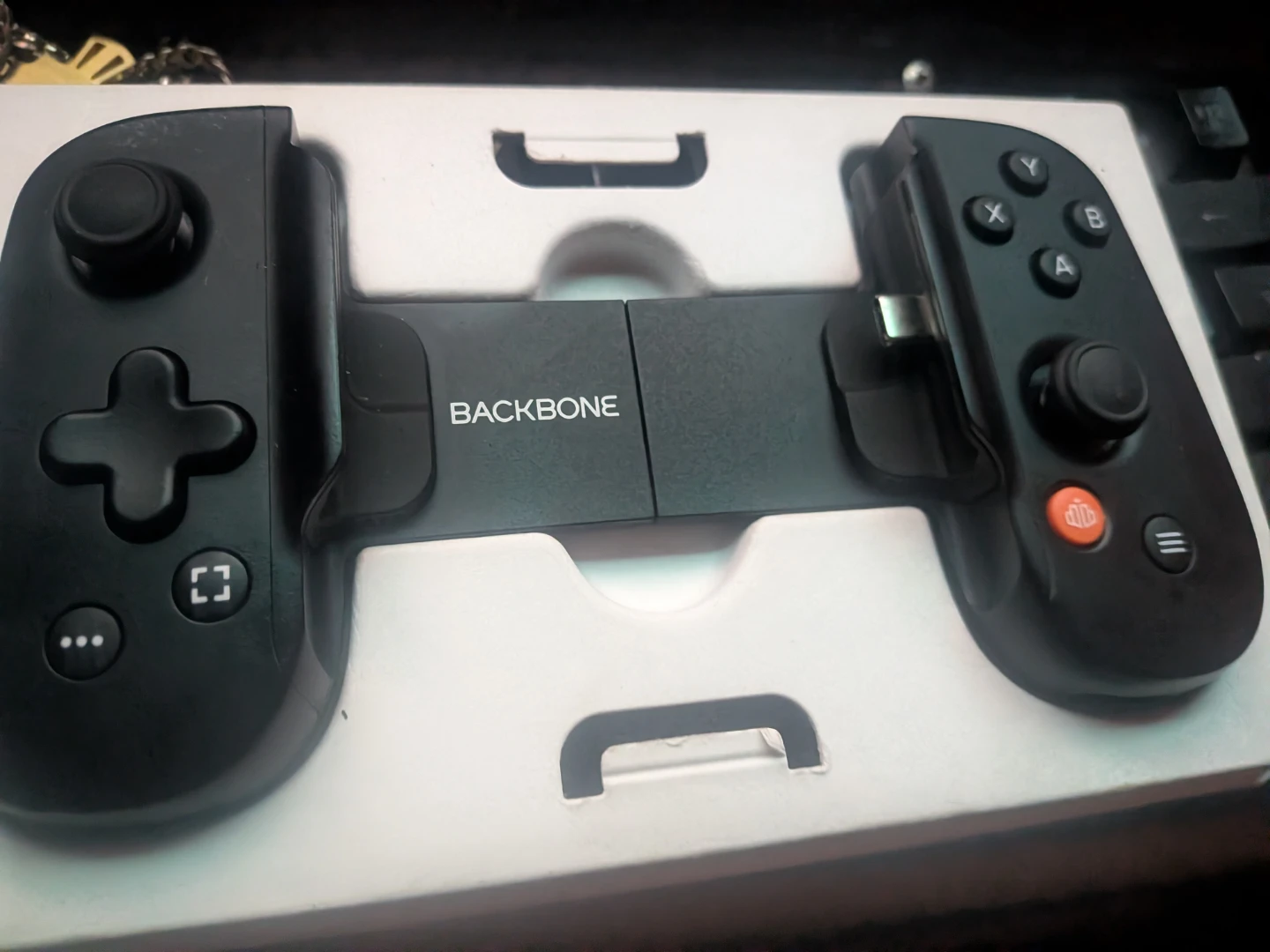 Backbone One Mobile Gaming Controller - photo 3