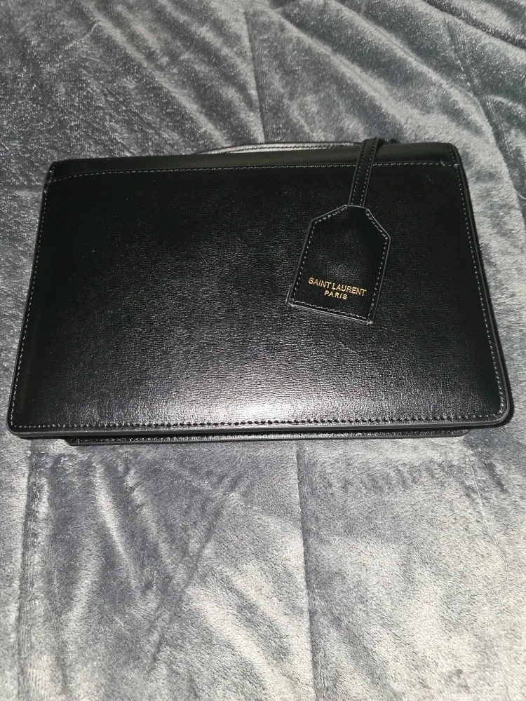 Saint Laurent Black Leather Clutch image indicator(5)