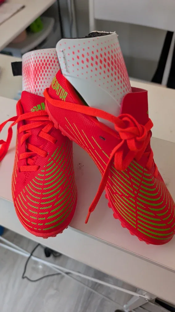 Adidas Predator Soccer Shoes - Size 1!