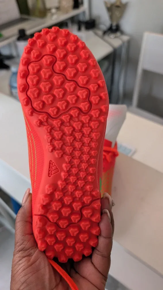 Adidas Predator Soccer Shoes - Size 1! image indicator(2)