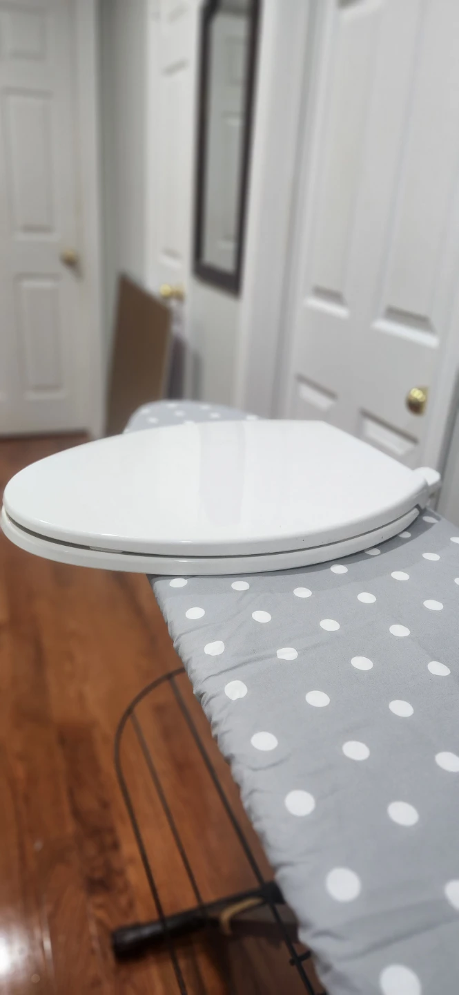 Elongated toilet seat cover