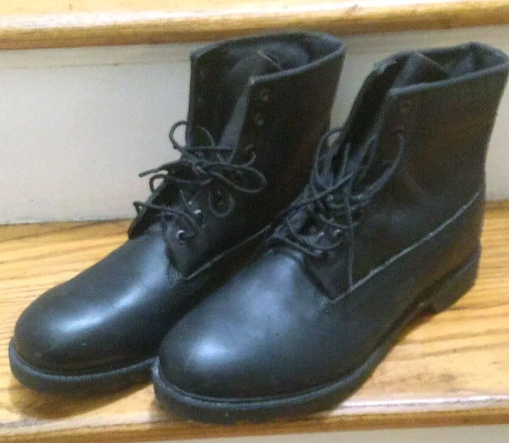 Timberland Black Leather Lace-Up Boots size 10.5 #Cleanout