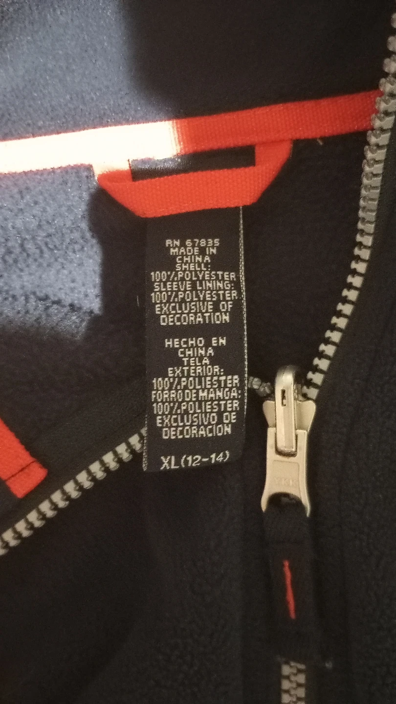 3 hoodies - photo 2